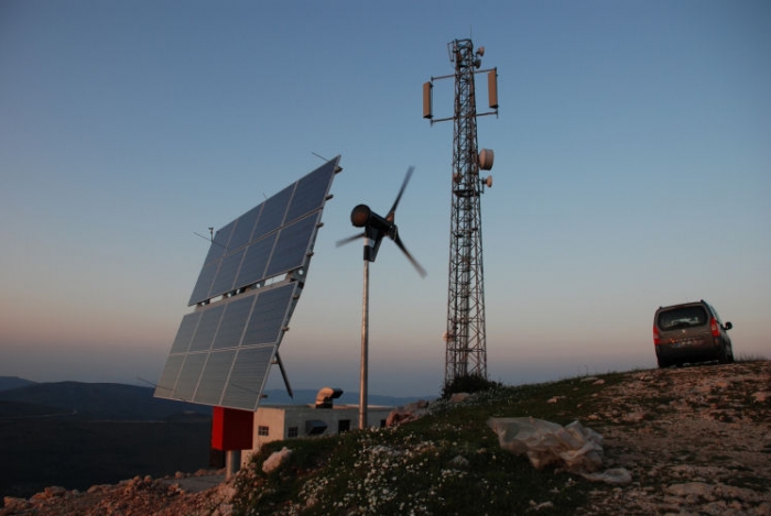Solar Powered Cell Tower